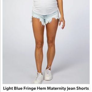 NWT size small Pinkblush Maternity Shorts